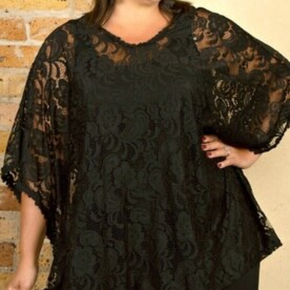 Perfectly Priscilla poncho 16/18